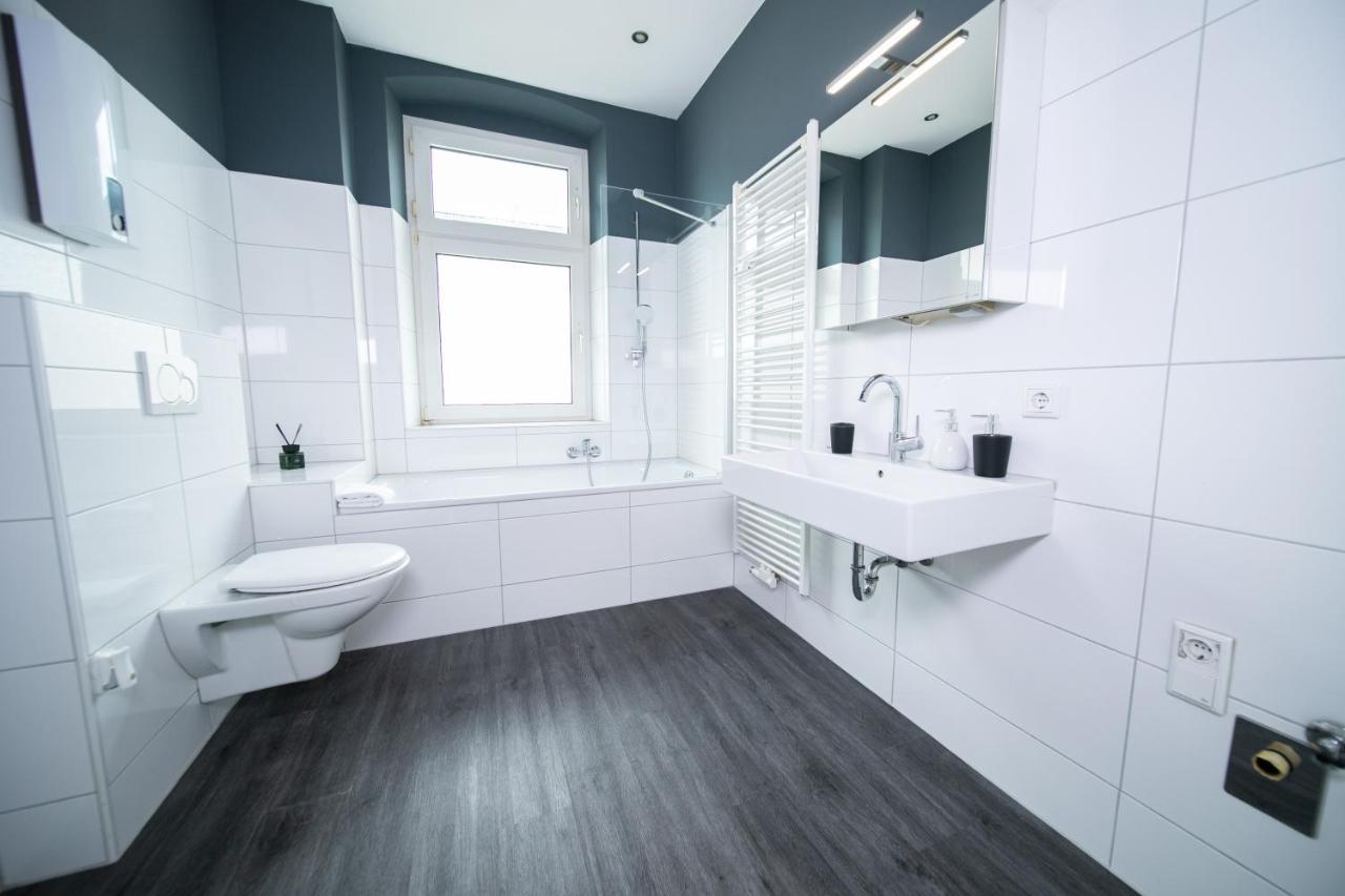 Favorite Stays - Suite And More - Kitchen Нойс Екстер'єр фото