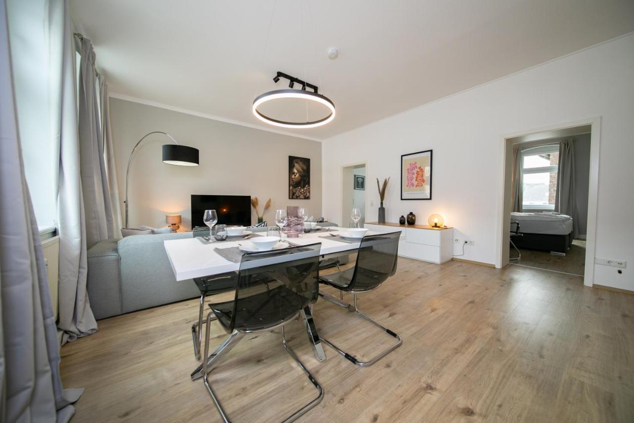 Favorite Stays - Suite And More - Kitchen Нойс Екстер'єр фото
