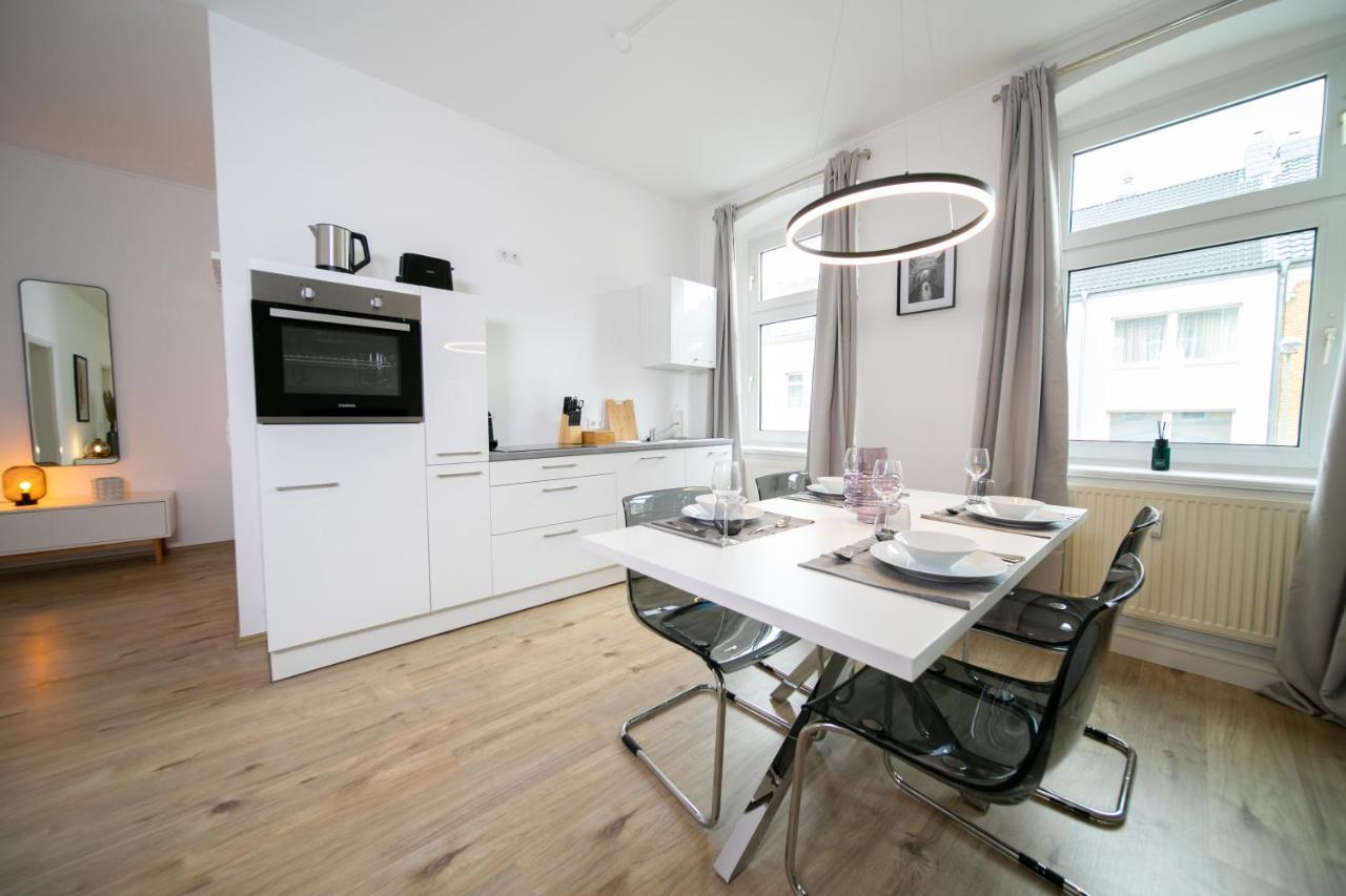 Favorite Stays - Suite And More - Kitchen Нойс Екстер'єр фото