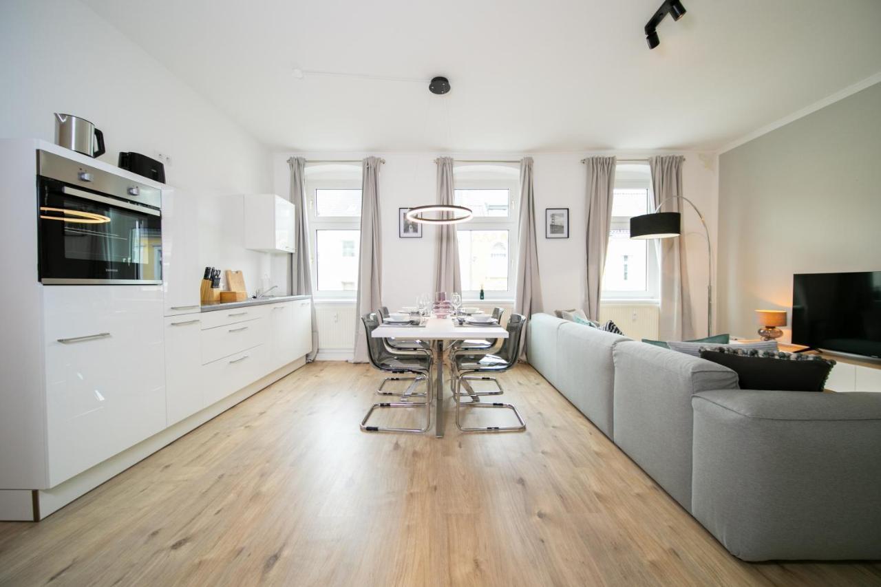 Favorite Stays - Suite And More - Kitchen Нойс Екстер'єр фото